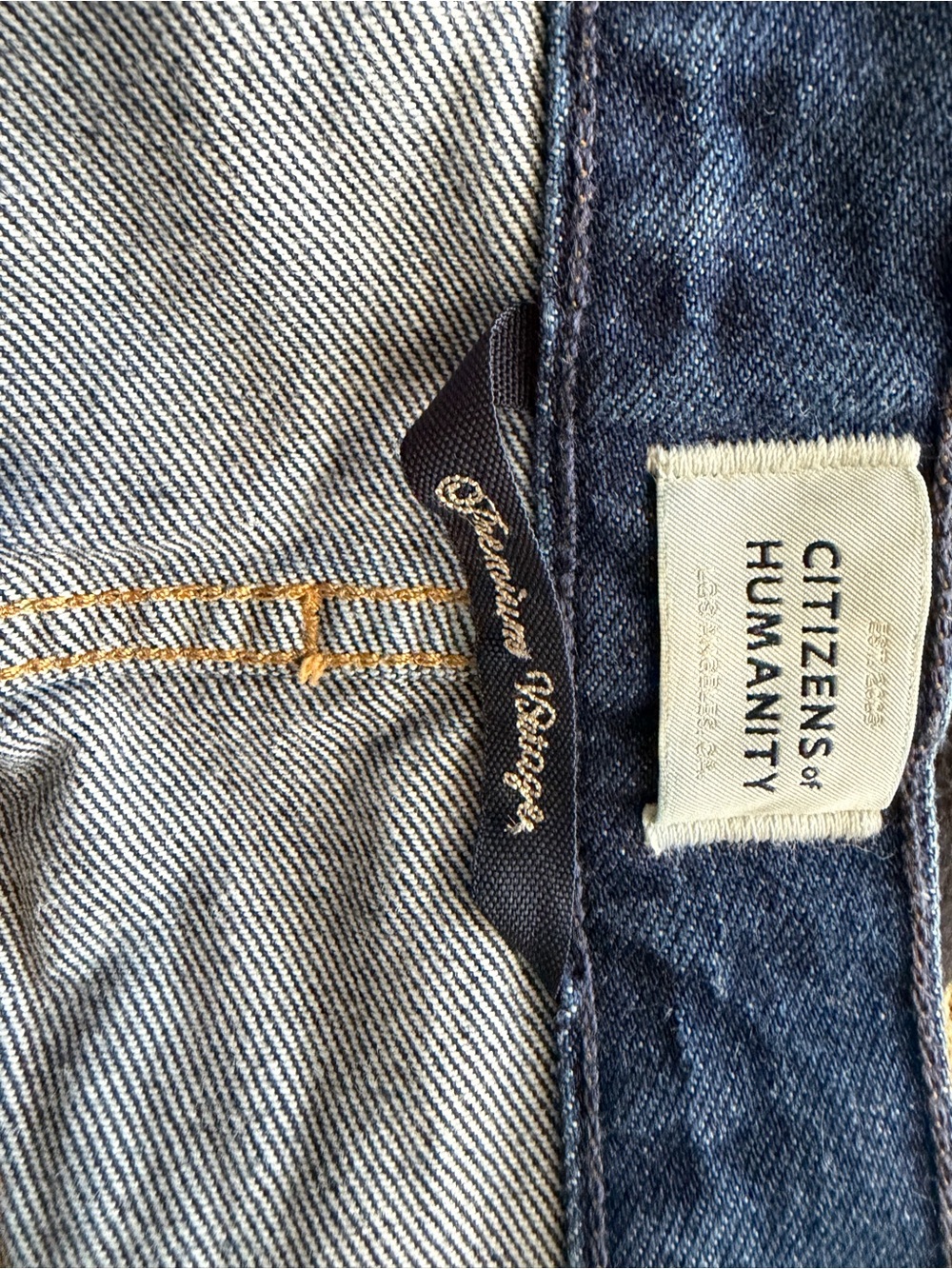 Citizens Of Humanity Indigo distressed Denim Shorts - Picture 6 of 6